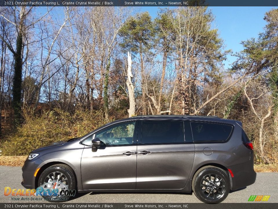 2021 Chrysler Pacifica Touring L Granite Crystal Metallic / Black Photo #1