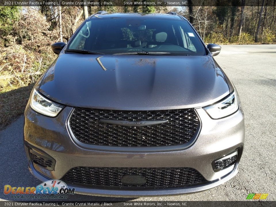 2021 Chrysler Pacifica Touring L Granite Crystal Metallic / Black Photo #3