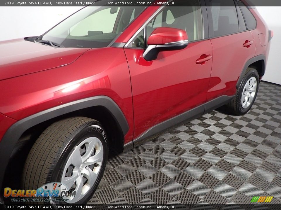 2019 Toyota RAV4 LE AWD Ruby Flare Pearl / Black Photo #10