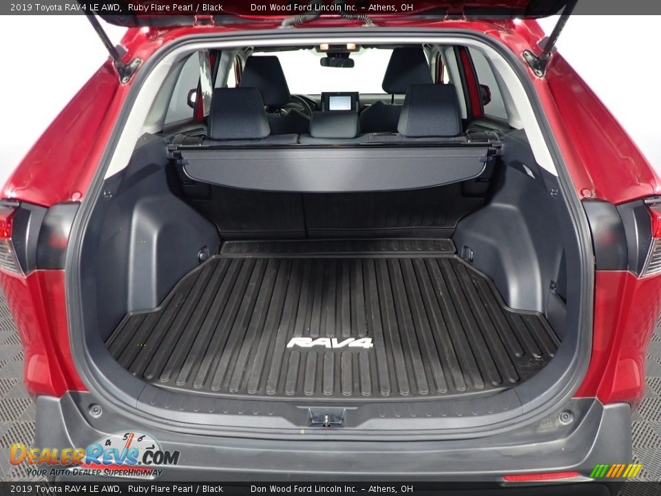 2019 Toyota RAV4 LE AWD Ruby Flare Pearl / Black Photo #15