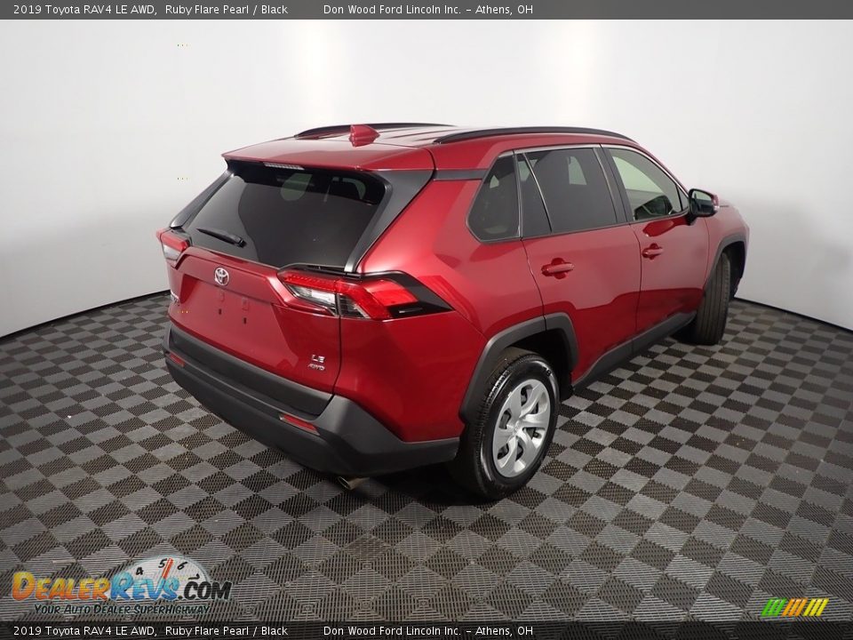 2019 Toyota RAV4 LE AWD Ruby Flare Pearl / Black Photo #17