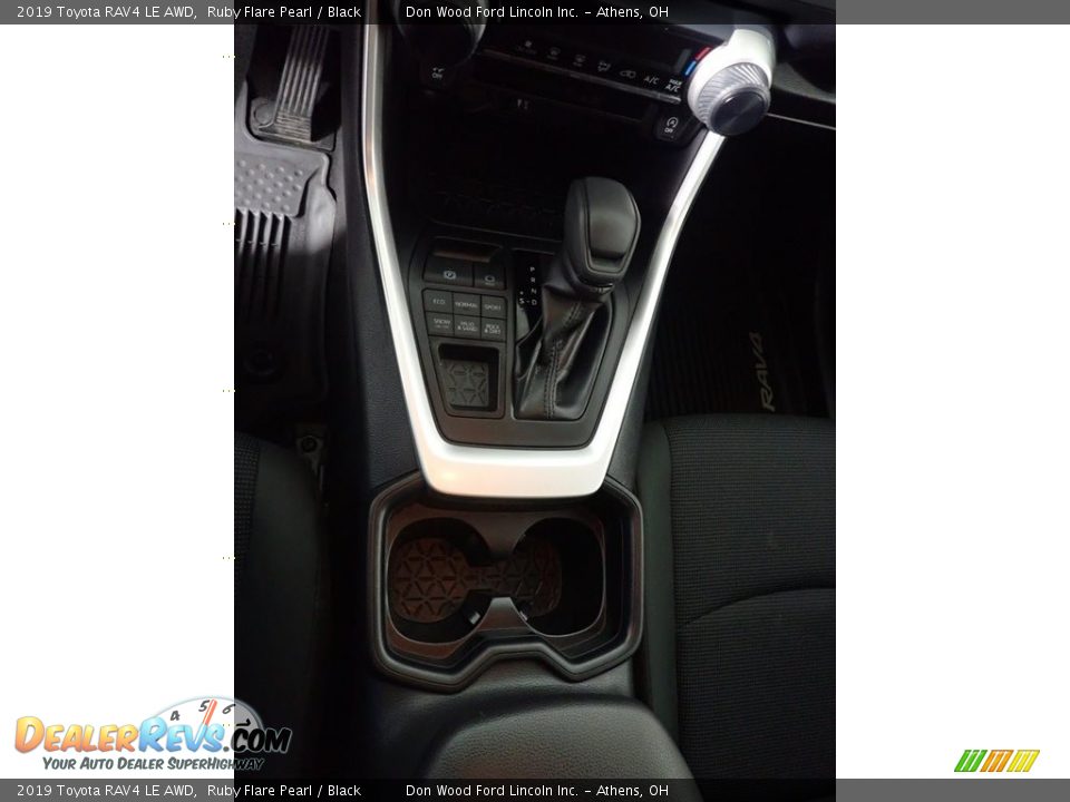 2019 Toyota RAV4 LE AWD Ruby Flare Pearl / Black Photo #32