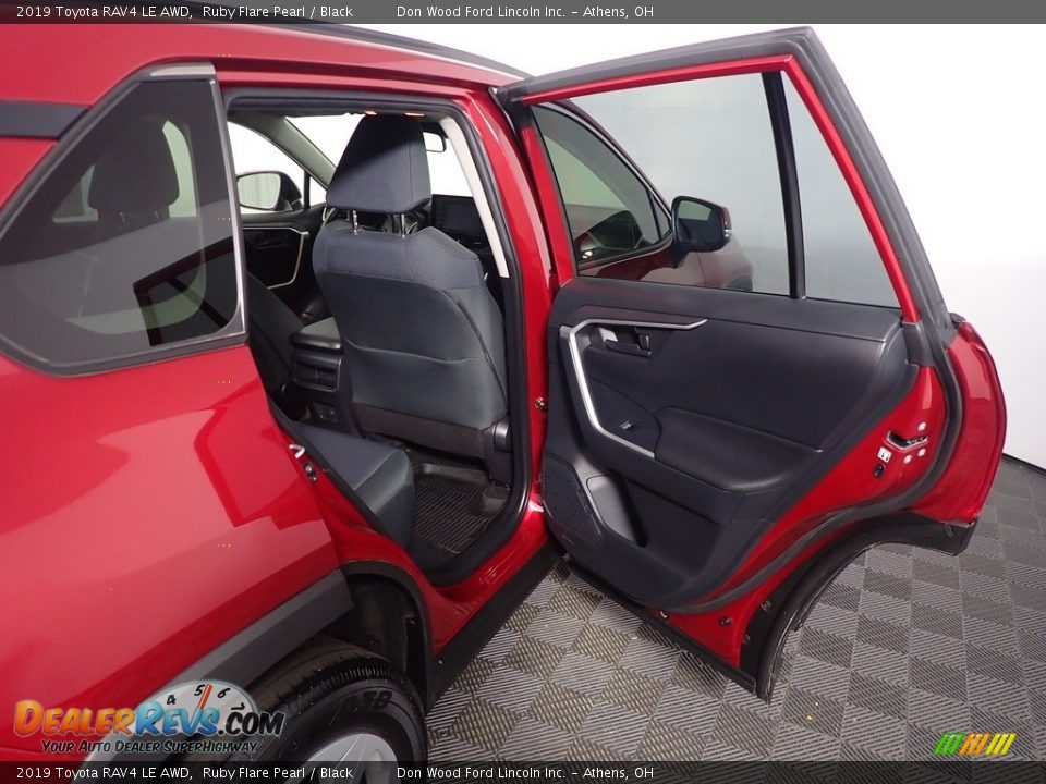 2019 Toyota RAV4 LE AWD Ruby Flare Pearl / Black Photo #36