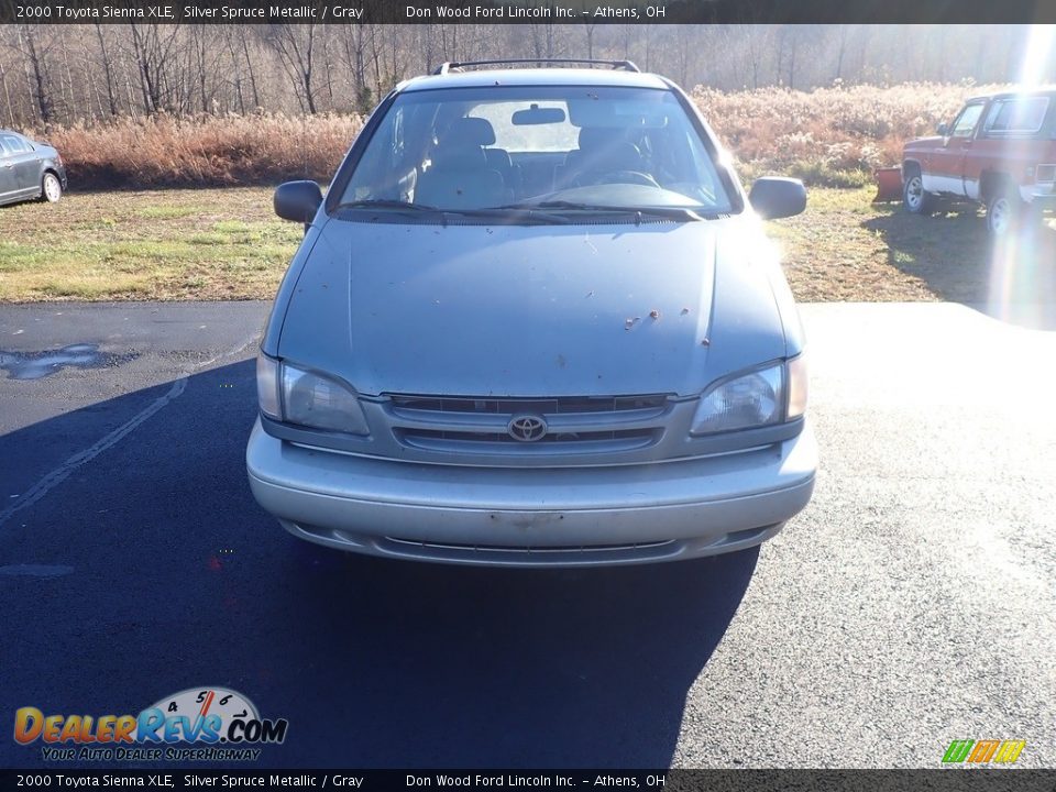 2000 Toyota Sienna XLE Silver Spruce Metallic / Gray Photo #4