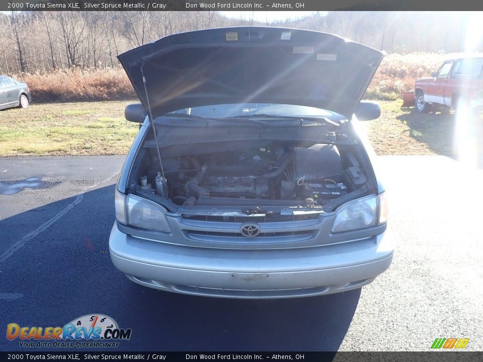 2000 Toyota Sienna XLE Silver Spruce Metallic / Gray Photo #5