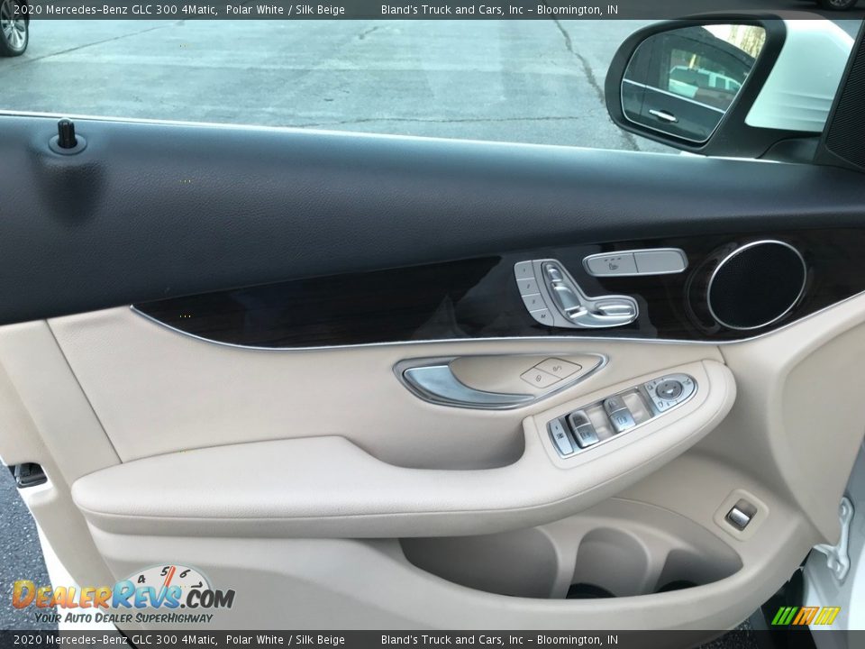 2020 Mercedes-Benz GLC 300 4Matic Polar White / Silk Beige Photo #14