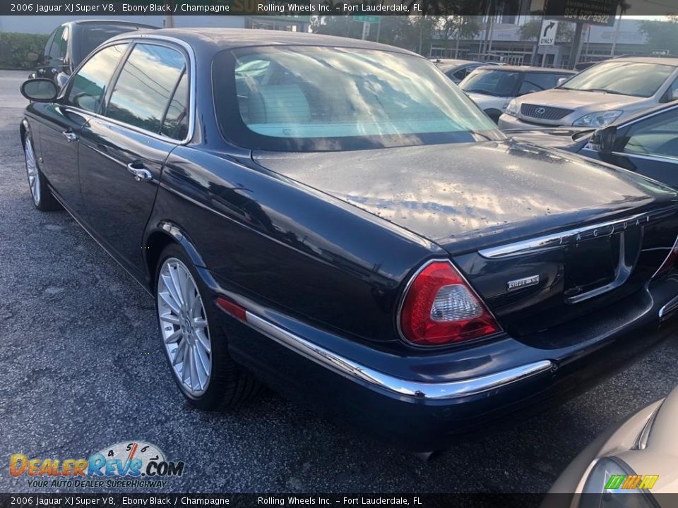 2006 Jaguar XJ Super V8 Ebony Black / Champagne Photo #5