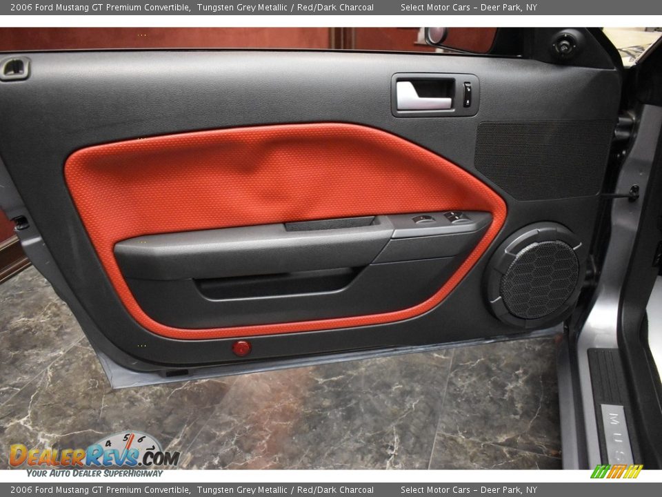 2006 Ford Mustang GT Premium Convertible Tungsten Grey Metallic / Red/Dark Charcoal Photo #14