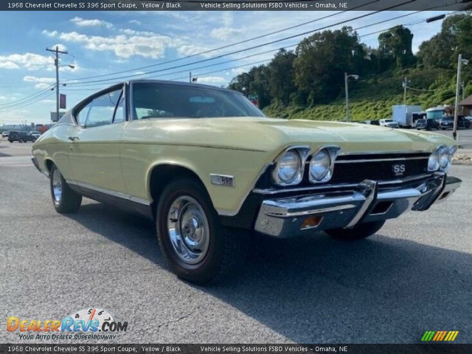 Front 3/4 View of 1968 Chevrolet Chevelle SS 396 Sport Coupe Photo #1