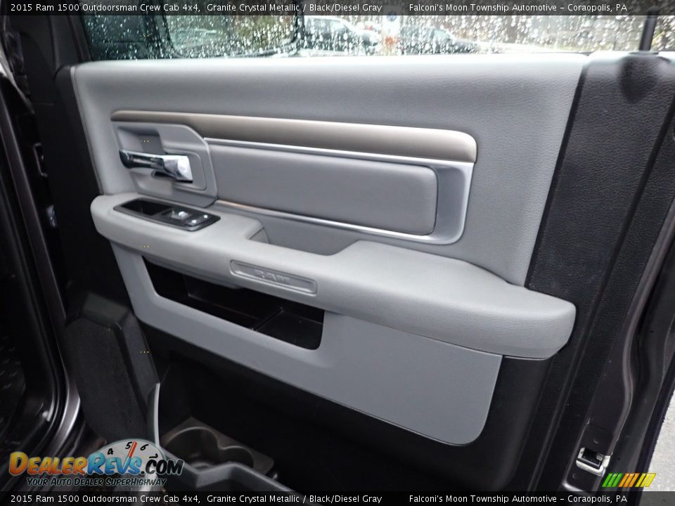 Door Panel of 2015 Ram 1500 Outdoorsman Crew Cab 4x4 Photo #12