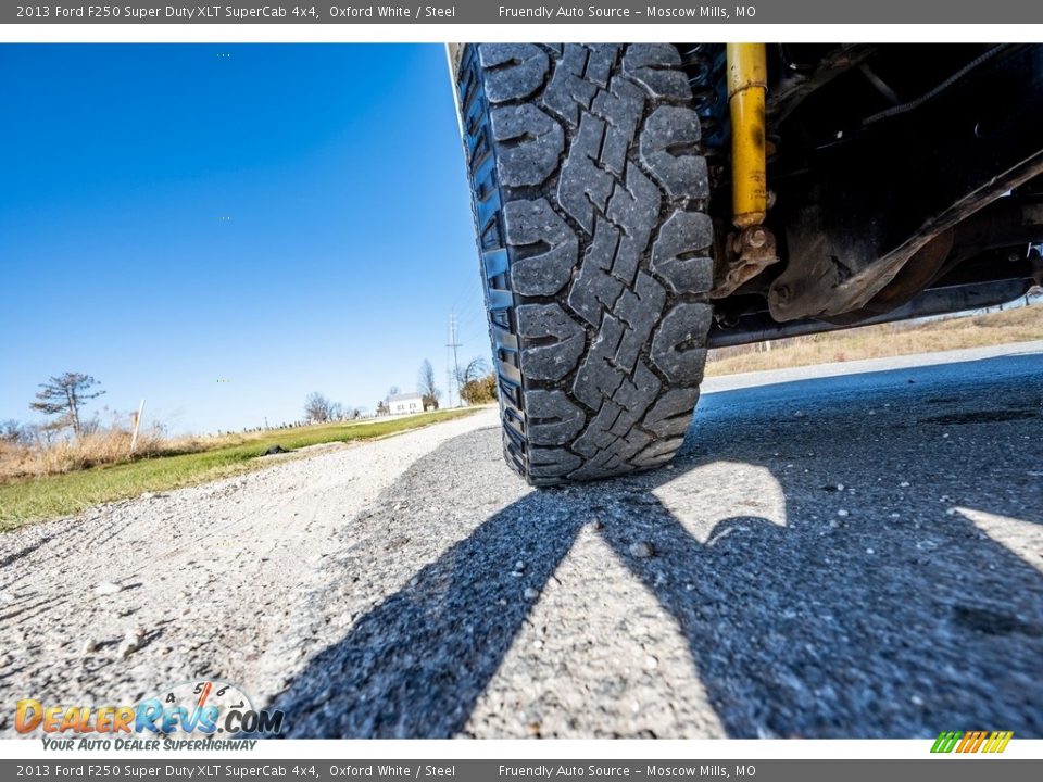 2013 Ford F250 Super Duty XLT SuperCab 4x4 Oxford White / Steel Photo #15