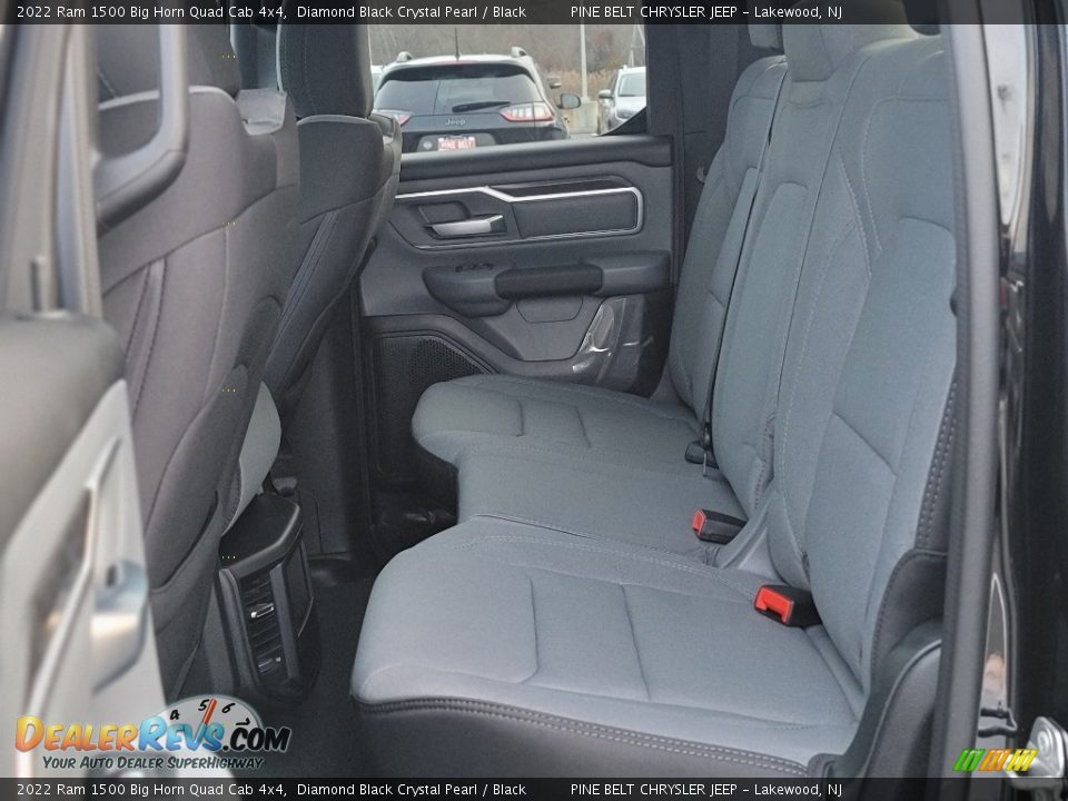 2022 Ram 1500 Big Horn Quad Cab 4x4 Diamond Black Crystal Pearl / Black Photo #9