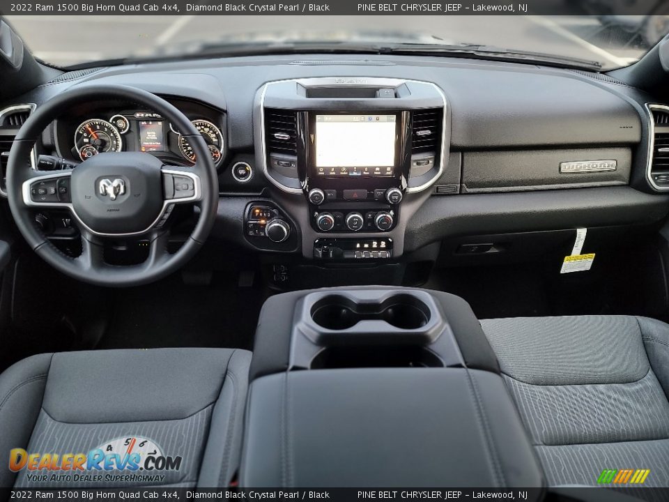 2022 Ram 1500 Big Horn Quad Cab 4x4 Diamond Black Crystal Pearl / Black Photo #10