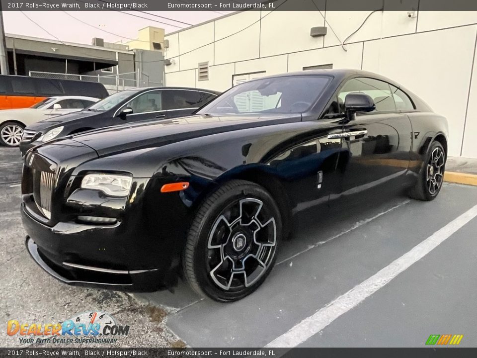 Front 3/4 View of 2017 Rolls-Royce Wraith  Photo #1