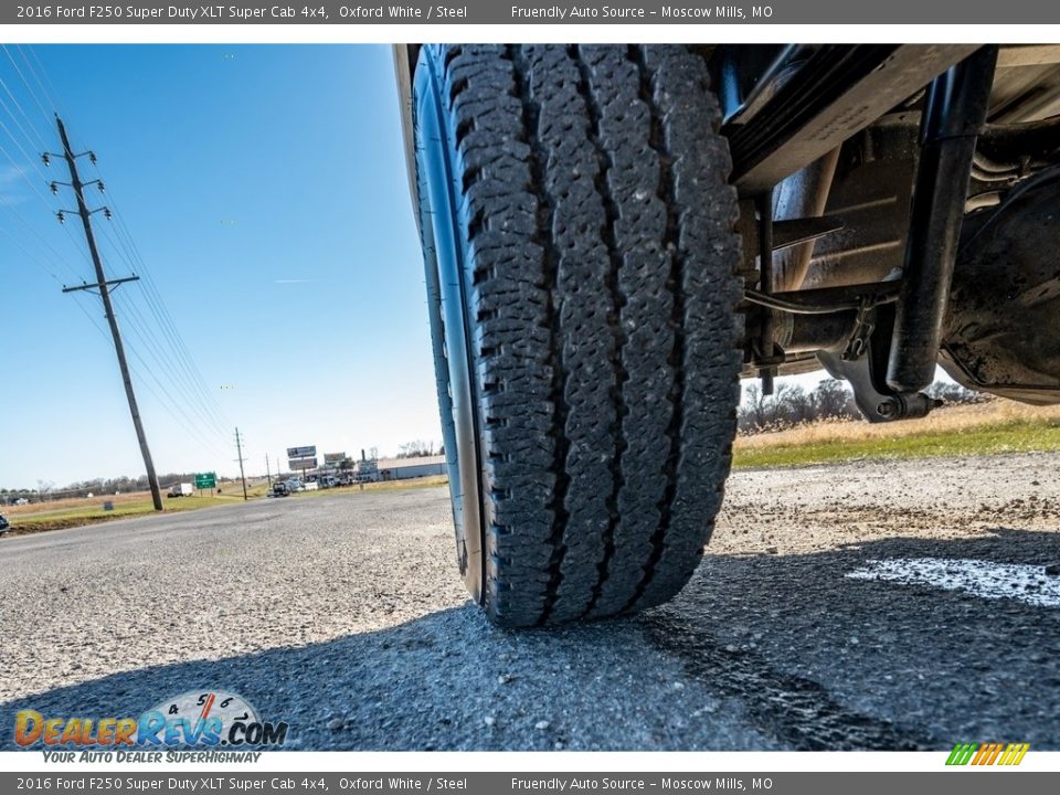 2016 Ford F250 Super Duty XLT Super Cab 4x4 Oxford White / Steel Photo #12