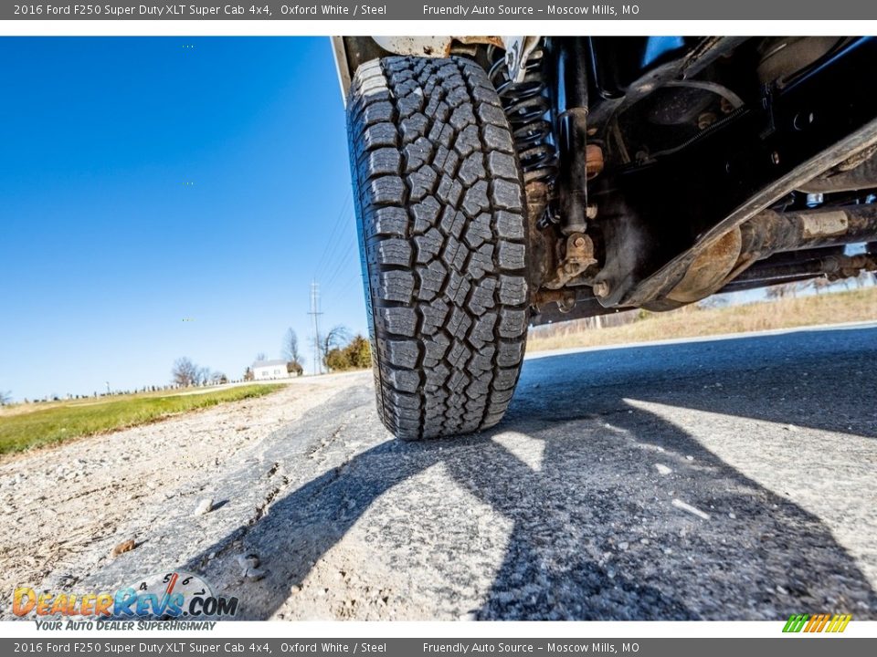 2016 Ford F250 Super Duty XLT Super Cab 4x4 Oxford White / Steel Photo #15