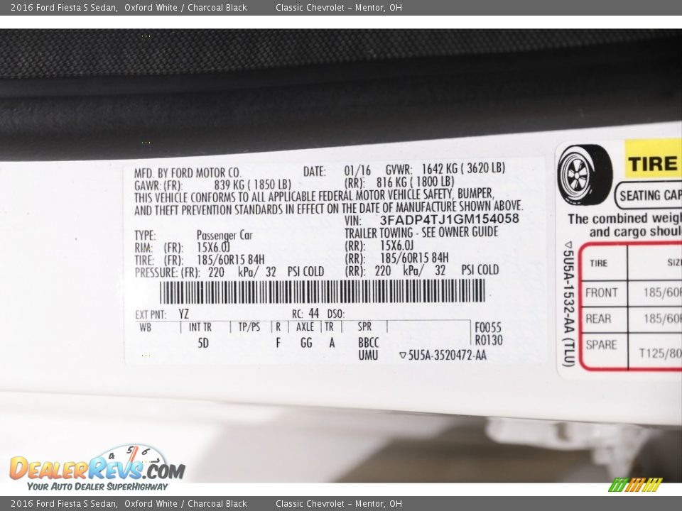 2016 Ford Fiesta S Sedan Oxford White / Charcoal Black Photo #19
