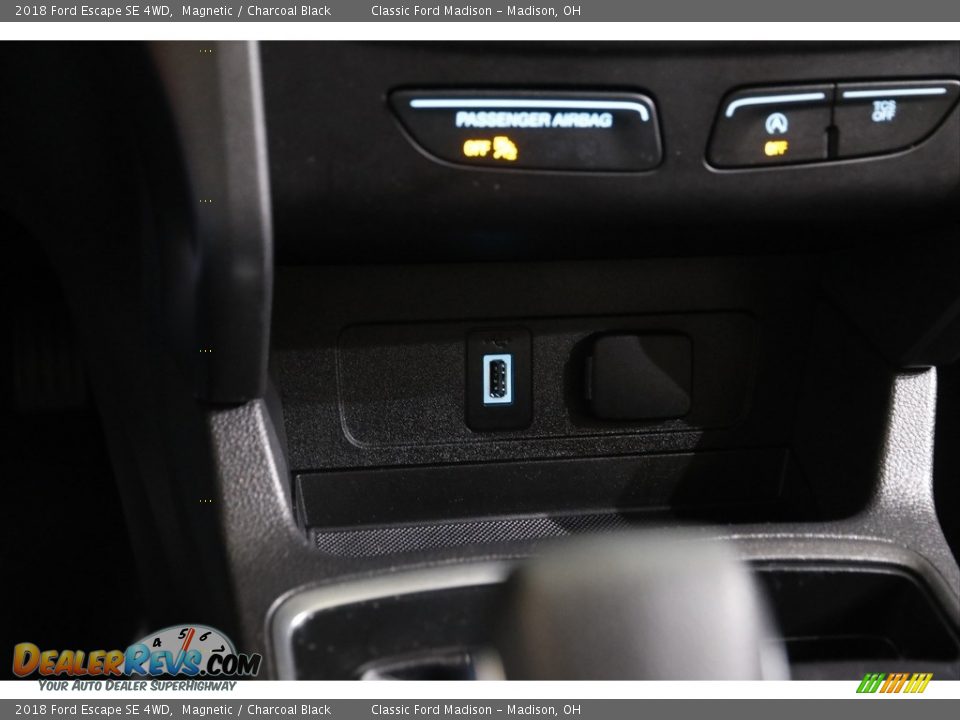 2018 Ford Escape SE 4WD Magnetic / Charcoal Black Photo #13