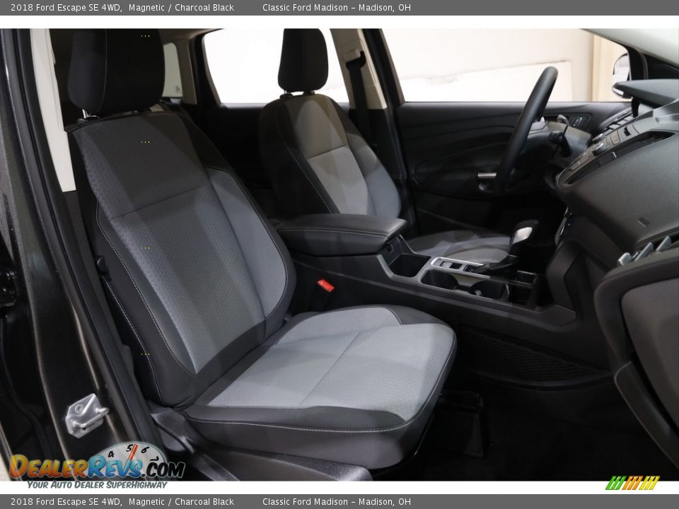 2018 Ford Escape SE 4WD Magnetic / Charcoal Black Photo #14
