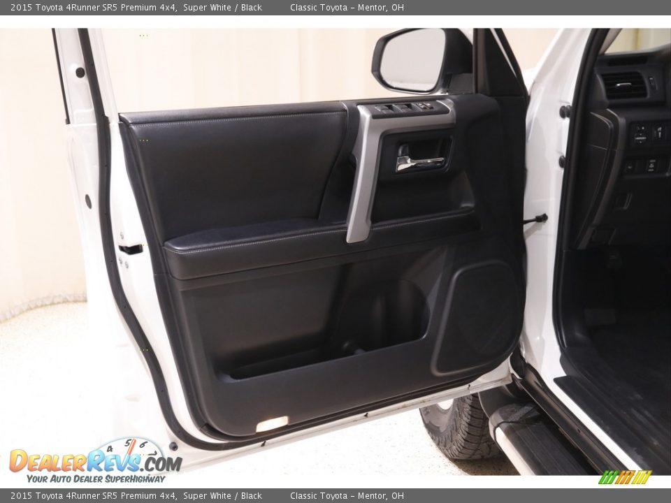 2015 Toyota 4Runner SR5 Premium 4x4 Super White / Black Photo #4