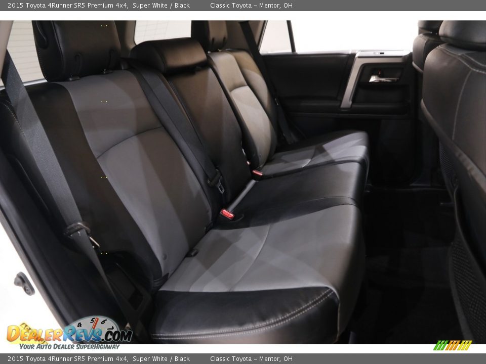 2015 Toyota 4Runner SR5 Premium 4x4 Super White / Black Photo #17