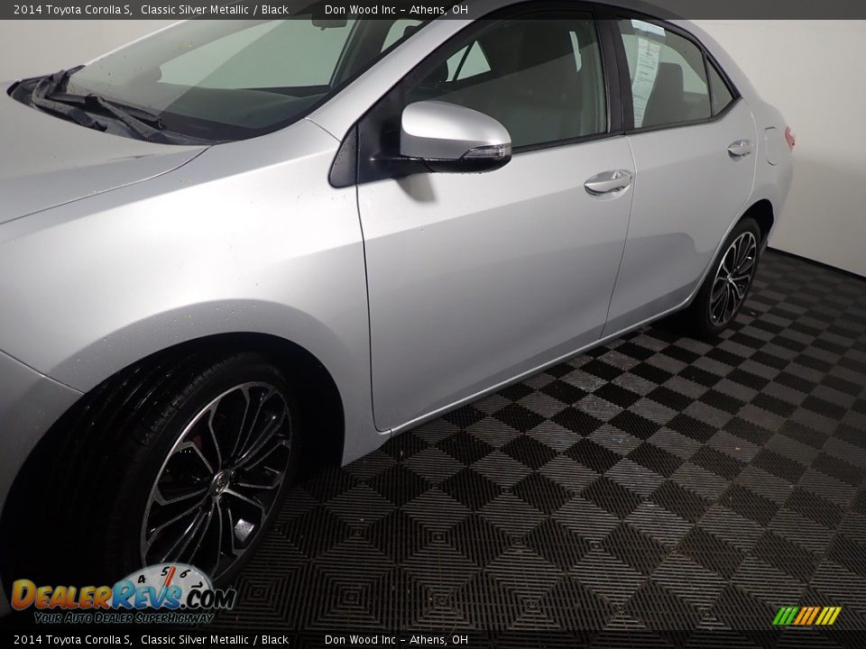 2014 Toyota Corolla S Classic Silver Metallic / Black Photo #10