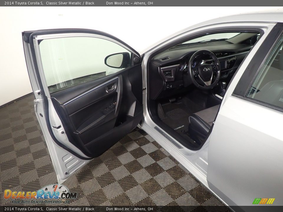 2014 Toyota Corolla S Classic Silver Metallic / Black Photo #20
