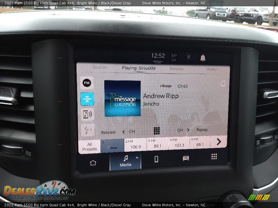 2022 Ram 1500 Big Horn Quad Cab 4x4 Bright White / Black/Diesel Gray Photo #23
