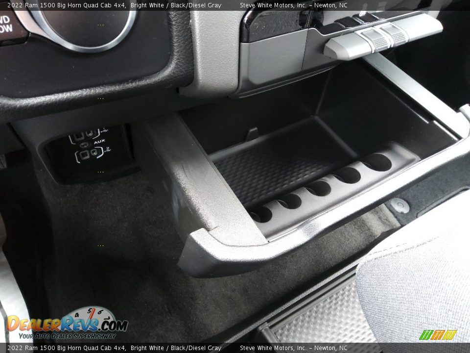 2022 Ram 1500 Big Horn Quad Cab 4x4 Bright White / Black/Diesel Gray Photo #26