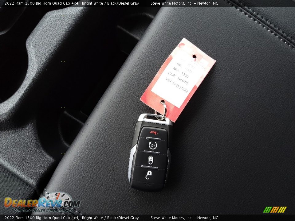 2022 Ram 1500 Big Horn Quad Cab 4x4 Bright White / Black/Diesel Gray Photo #28
