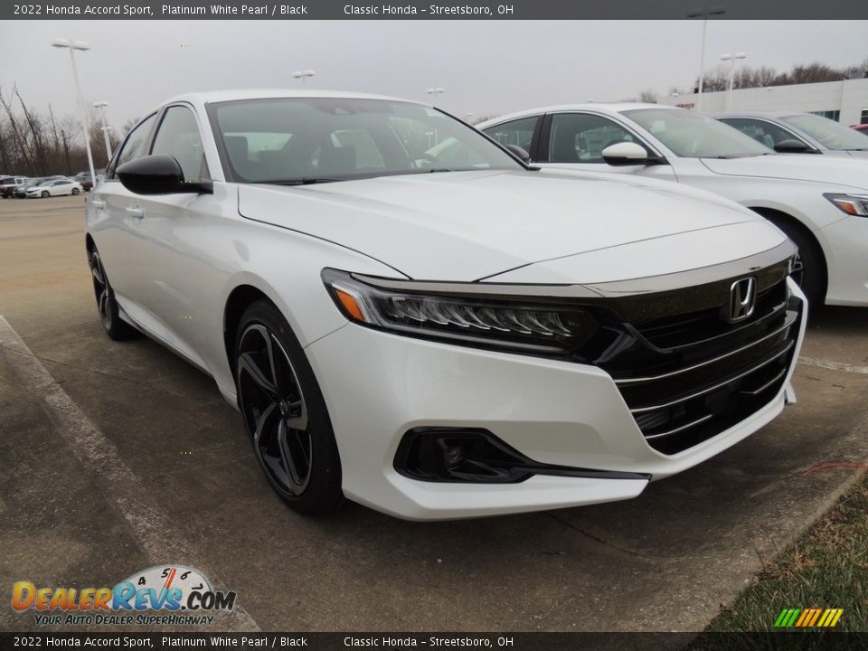 Front 3/4 View of 2022 Honda Accord Sport Photo #3