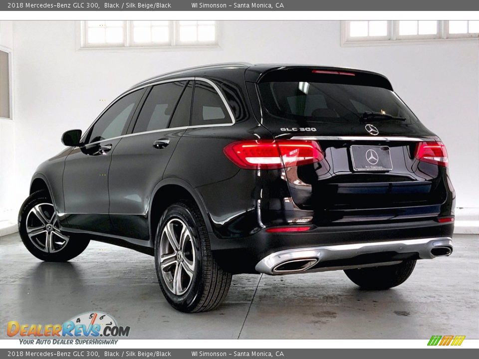 2018 Mercedes-Benz GLC 300 Black / Silk Beige/Black Photo #10