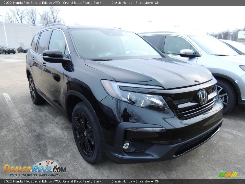2022 Honda Pilot Special Edition AWD Crystal Black Pearl / Black Photo #3