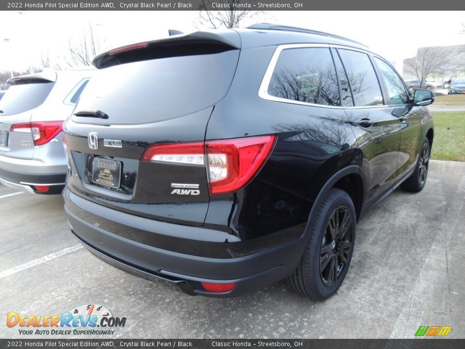 2022 Honda Pilot Special Edition AWD Crystal Black Pearl / Black Photo #4