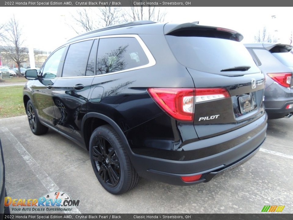 2022 Honda Pilot Special Edition AWD Crystal Black Pearl / Black Photo #5