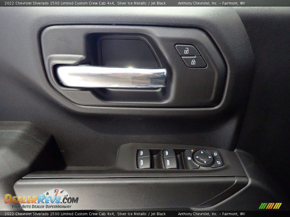 2022 Chevrolet Silverado 1500 Limited Custom Crew Cab 4x4 Silver Ice Metallic / Jet Black Photo #14