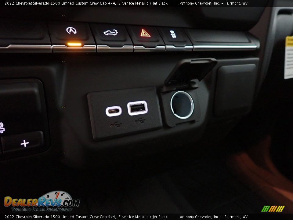 2022 Chevrolet Silverado 1500 Limited Custom Crew Cab 4x4 Silver Ice Metallic / Jet Black Photo #18