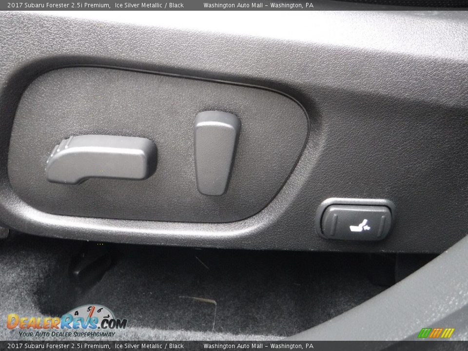 2017 Subaru Forester 2.5i Premium Ice Silver Metallic / Black Photo #14