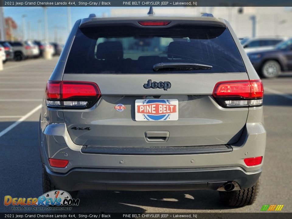 2021 Jeep Grand Cherokee Laredo 4x4 Sting-Gray / Black Photo #4