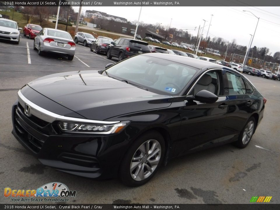2018 Honda Accord LX Sedan Crystal Black Pearl / Gray Photo #4