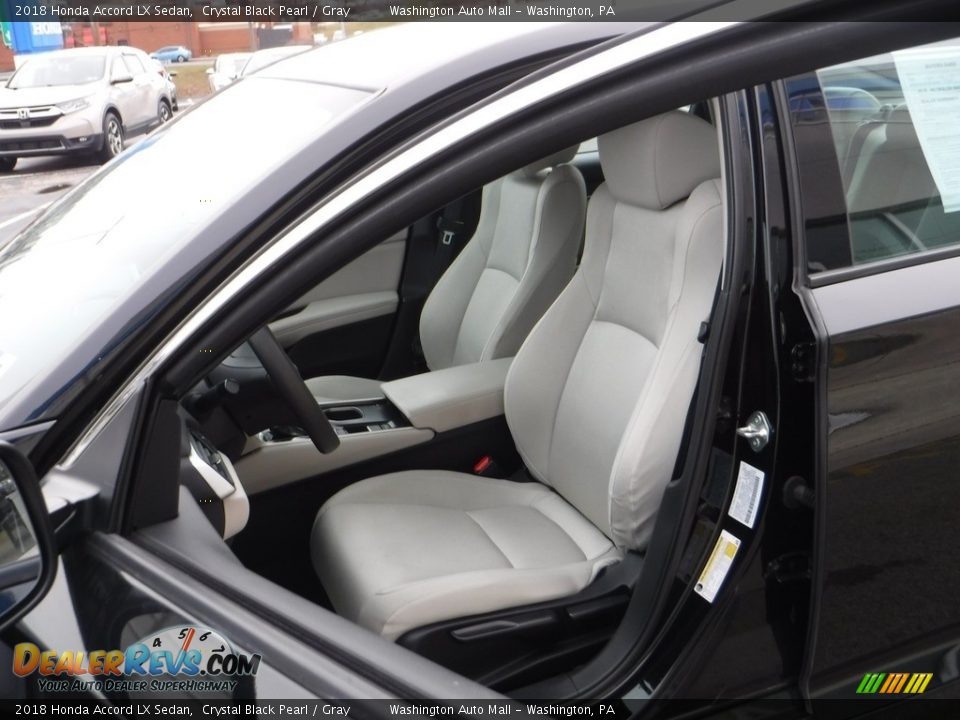 2018 Honda Accord LX Sedan Crystal Black Pearl / Gray Photo #10