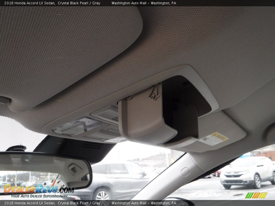 2018 Honda Accord LX Sedan Crystal Black Pearl / Gray Photo #19