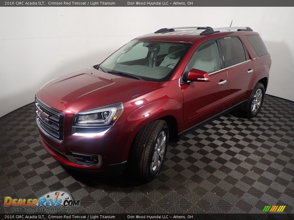 2016 GMC Acadia SLT Crimson Red Tintcoat / Light Titanium Photo #10