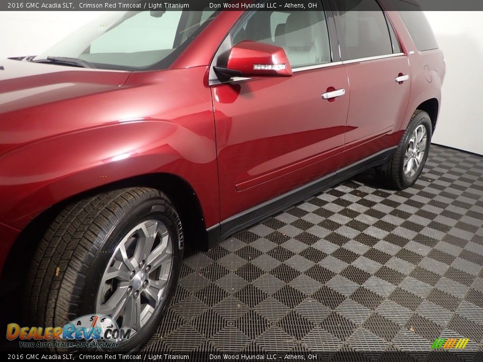 2016 GMC Acadia SLT Crimson Red Tintcoat / Light Titanium Photo #11