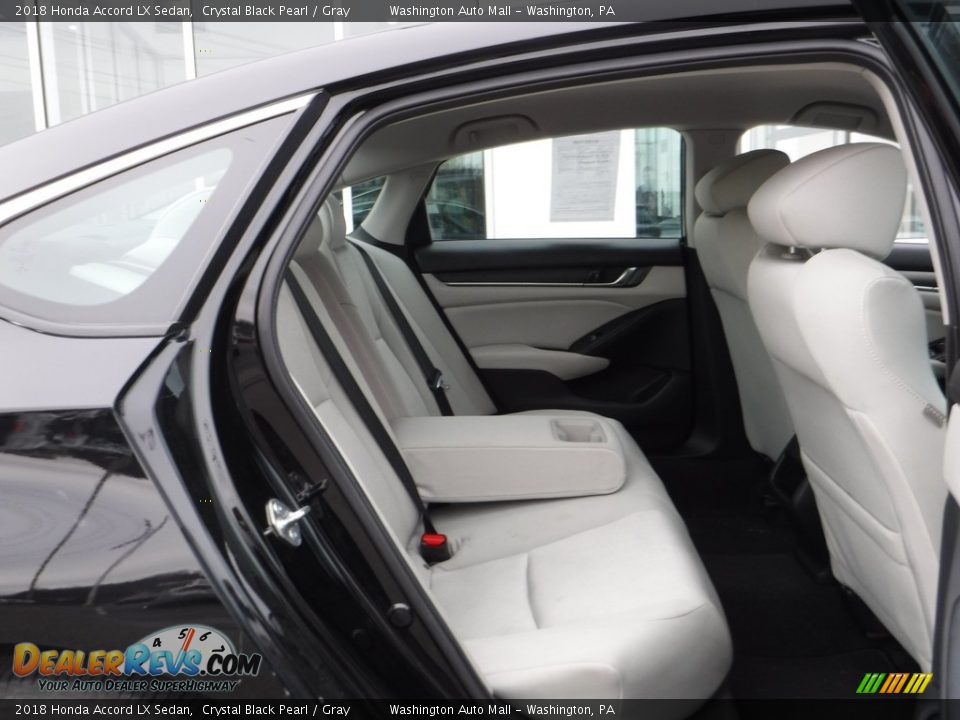 2018 Honda Accord LX Sedan Crystal Black Pearl / Gray Photo #23