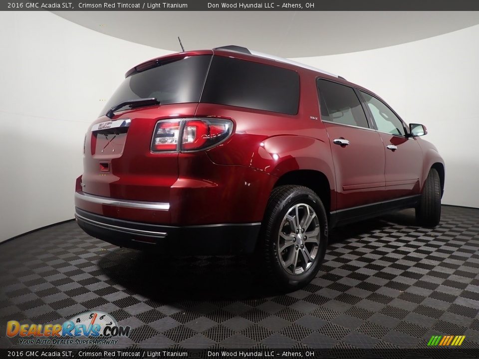 2016 GMC Acadia SLT Crimson Red Tintcoat / Light Titanium Photo #18