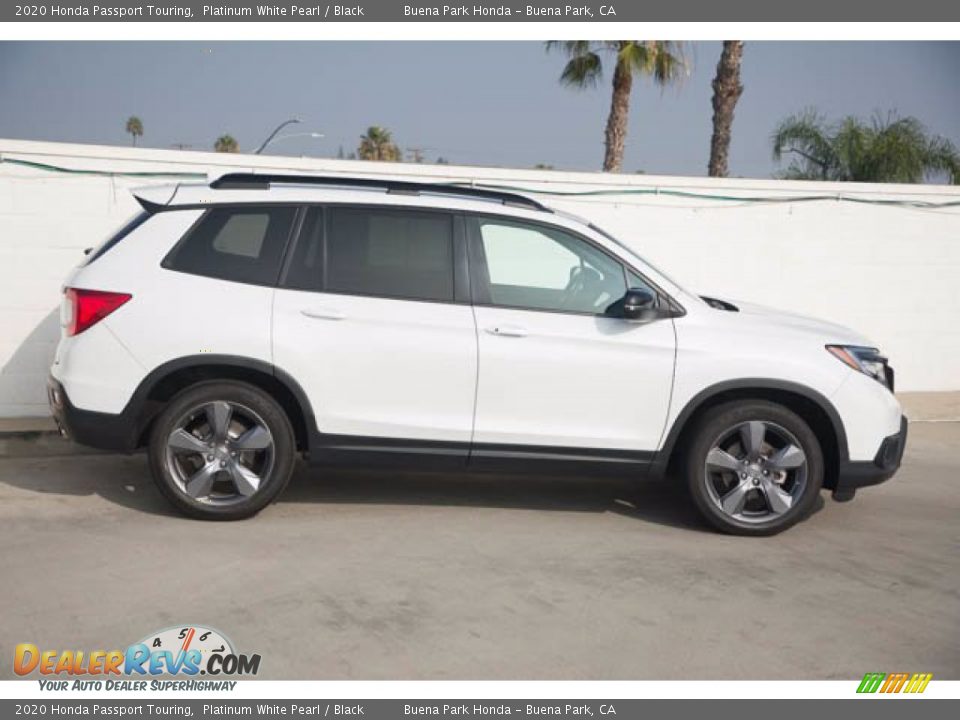 2020 Honda Passport Touring Platinum White Pearl / Black Photo #12