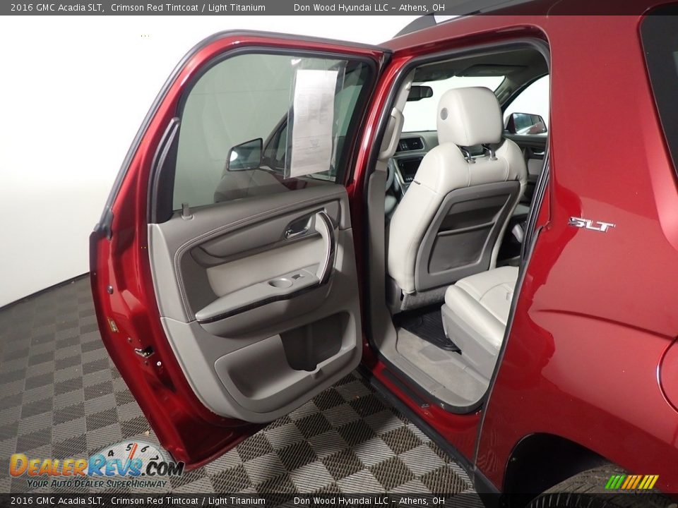 2016 GMC Acadia SLT Crimson Red Tintcoat / Light Titanium Photo #36