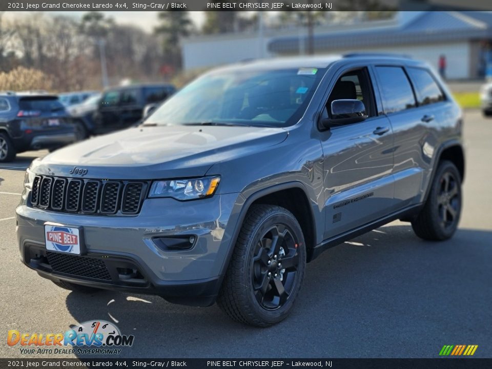 2021 Jeep Grand Cherokee Laredo 4x4 Sting-Gray / Black Photo #1