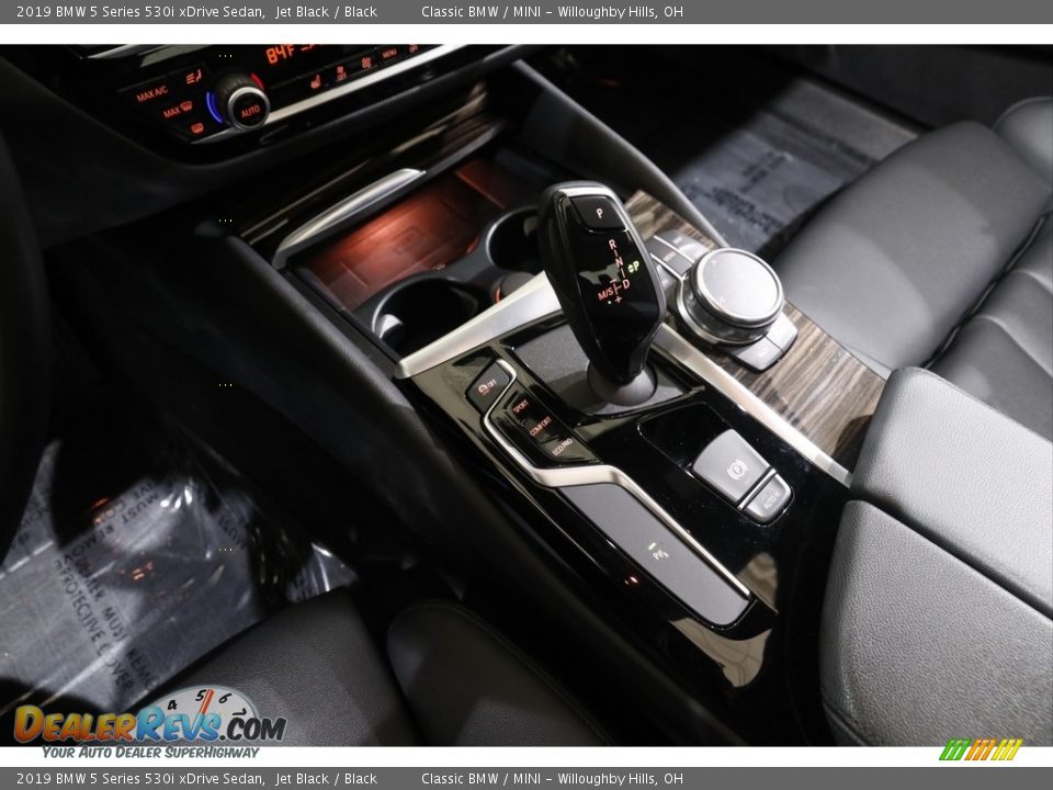 2019 BMW 5 Series 530i xDrive Sedan Shifter Photo #15